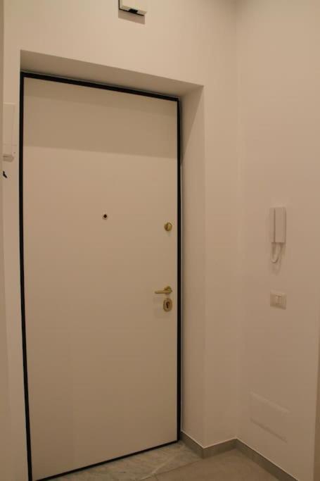 バーリLa Casa Di Bebaアパートメント エクステリア 写真